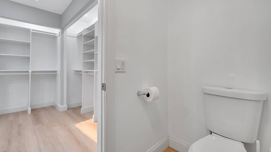 Furnished Finder property 720643_1 photo 29