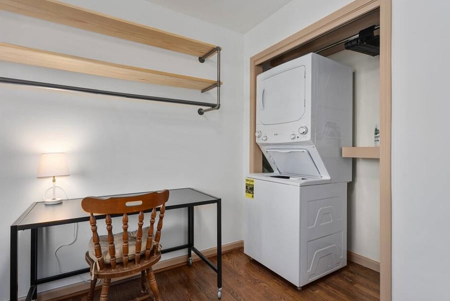 Furnished Finder property 720646_1 photo 11