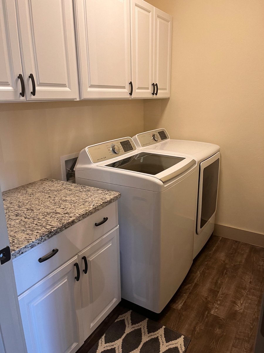 Furnished Finder property 720648_1 photo 8