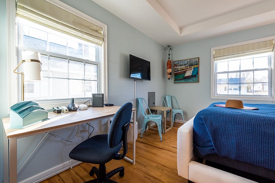 Work station in master