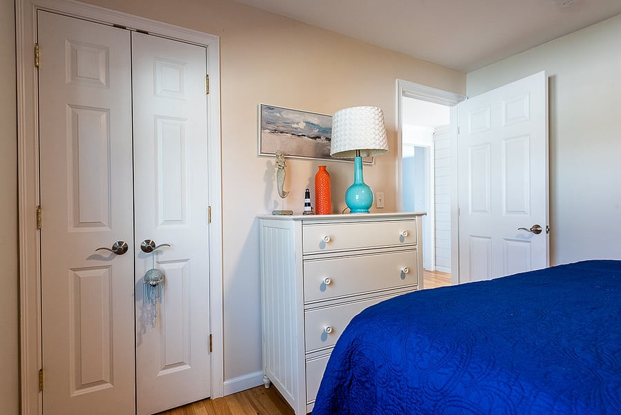 Bedroom - closet