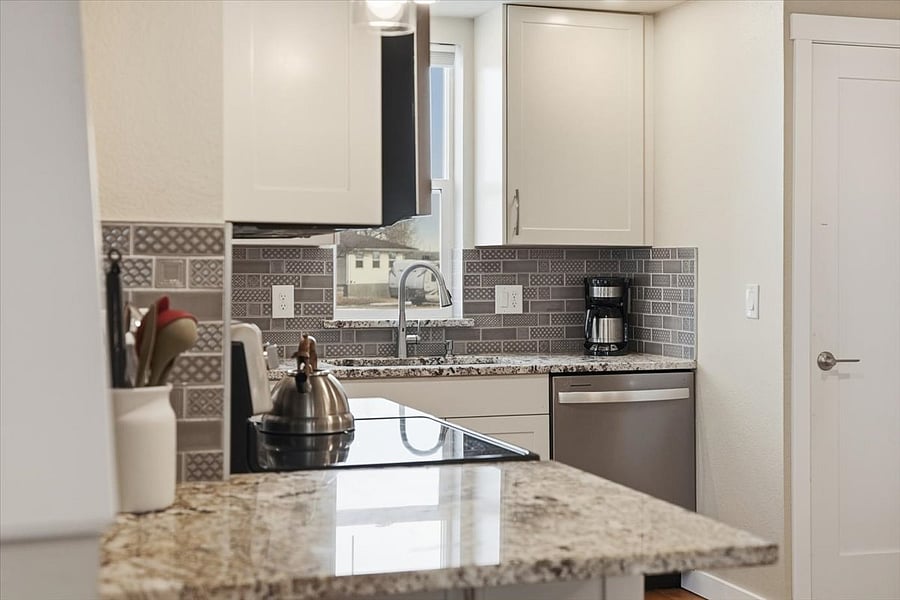 Furnished Finder property 720777_1 photo 5
