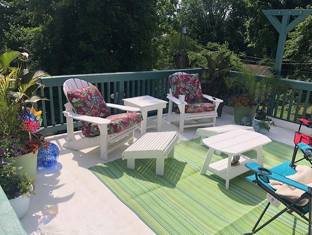 This is the upper deck. It is perfect in the afternoon and evenings especially.