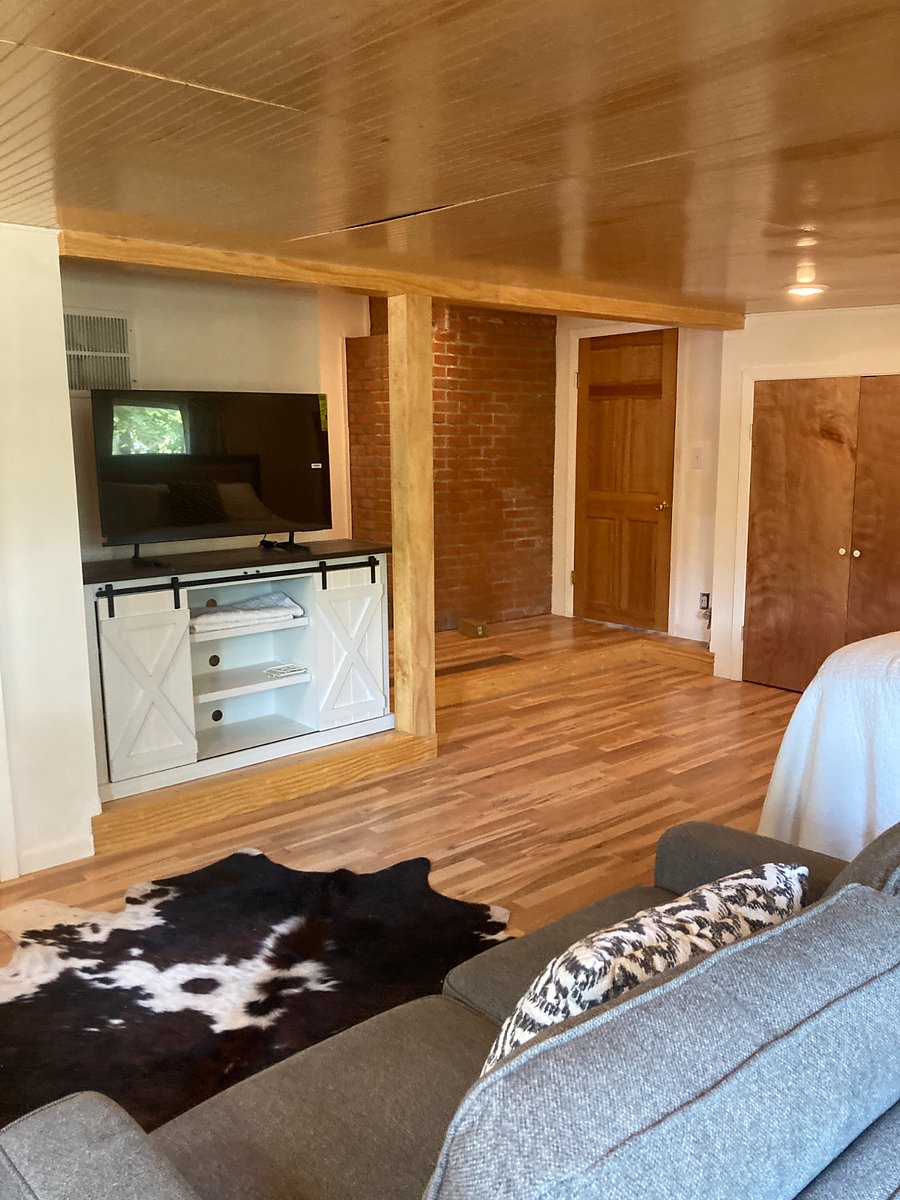 Furnished Finder property 720869_1 photo 3