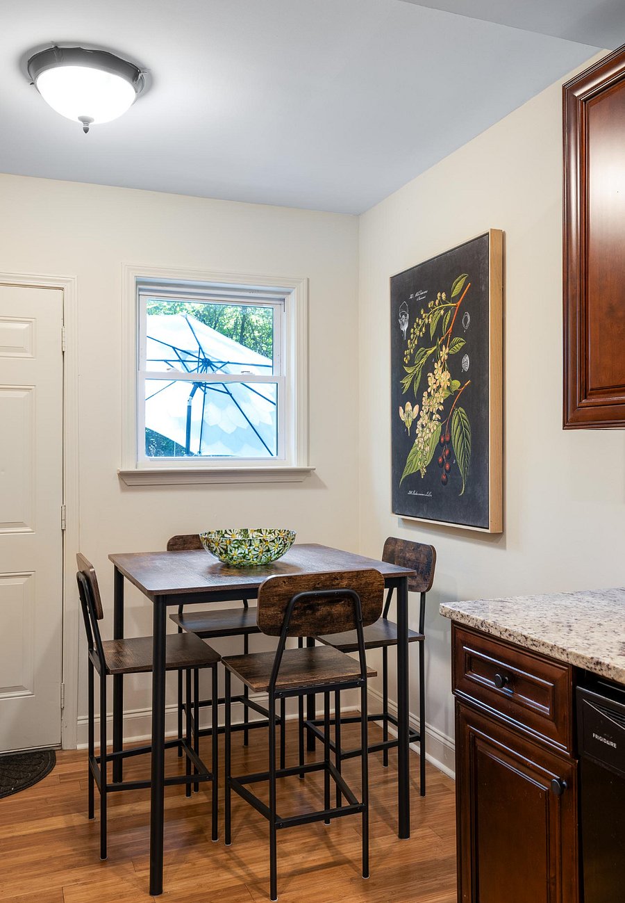 Furnished Finder property 720874_1 photo 17