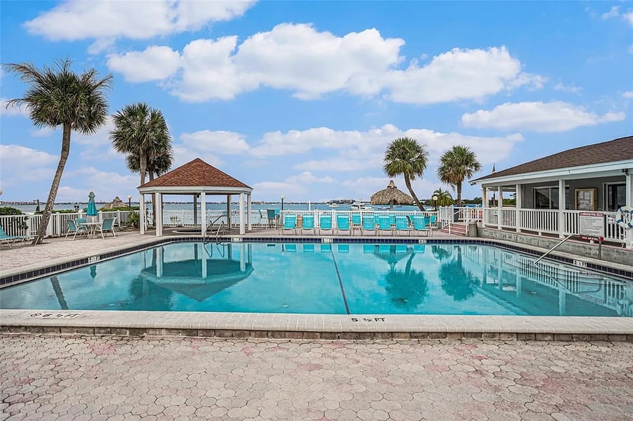 Furnished Finder property 720893_1 photo 9
