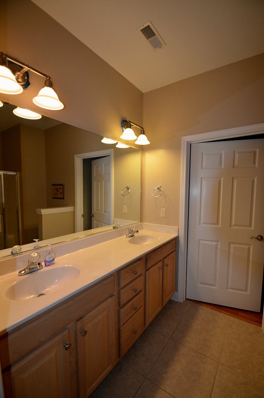 Furnished Finder property 720905_1 photo 7