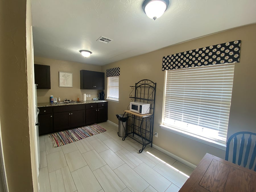 Furnished Finder property 720923_2 photo 4