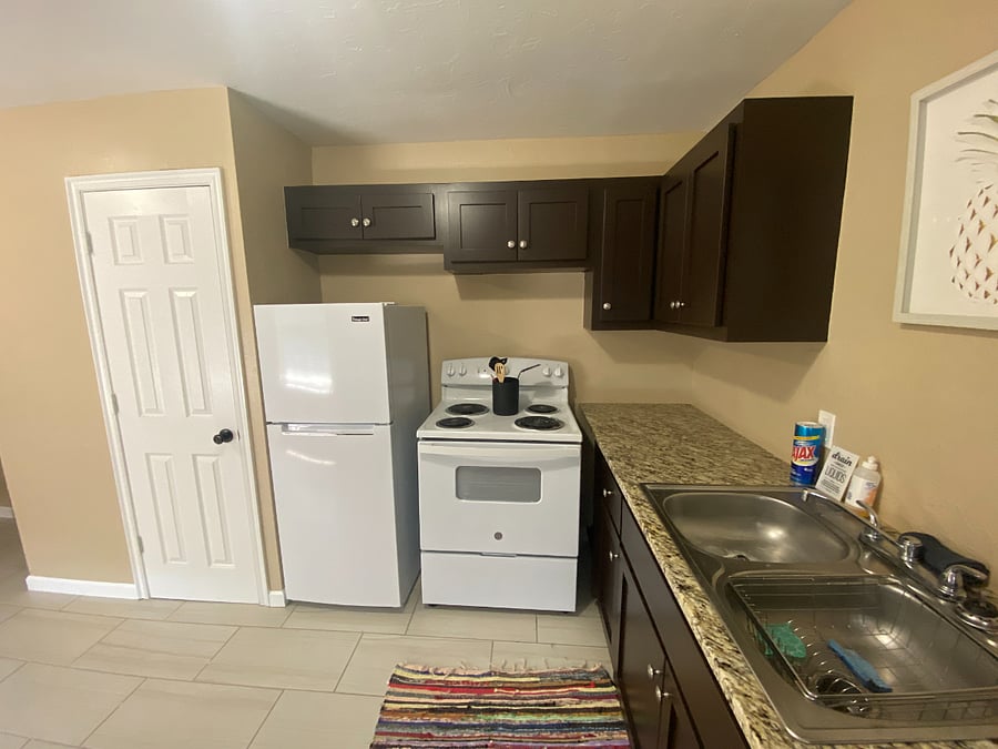 Furnished Finder property 720923_2 photo 6