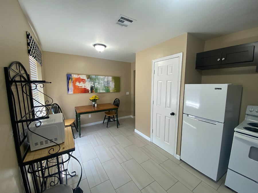 Furnished Finder property 720923_2 photo 7
