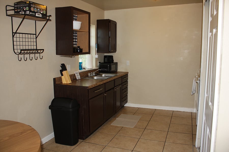 Furnished Finder property 720923_4 photo 4