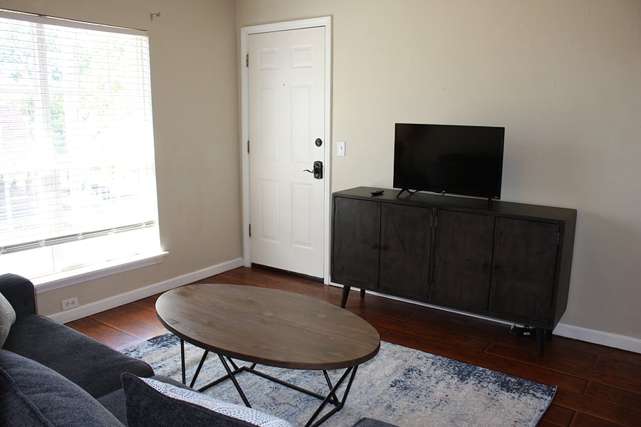 Furnished Finder property 720923_4 photo 2