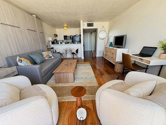 Furnished Finder property 720940_1 photo 3