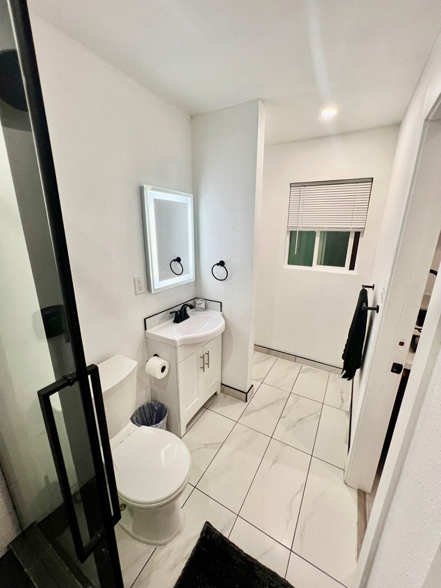Furnished Finder property 720943_1 photo 9