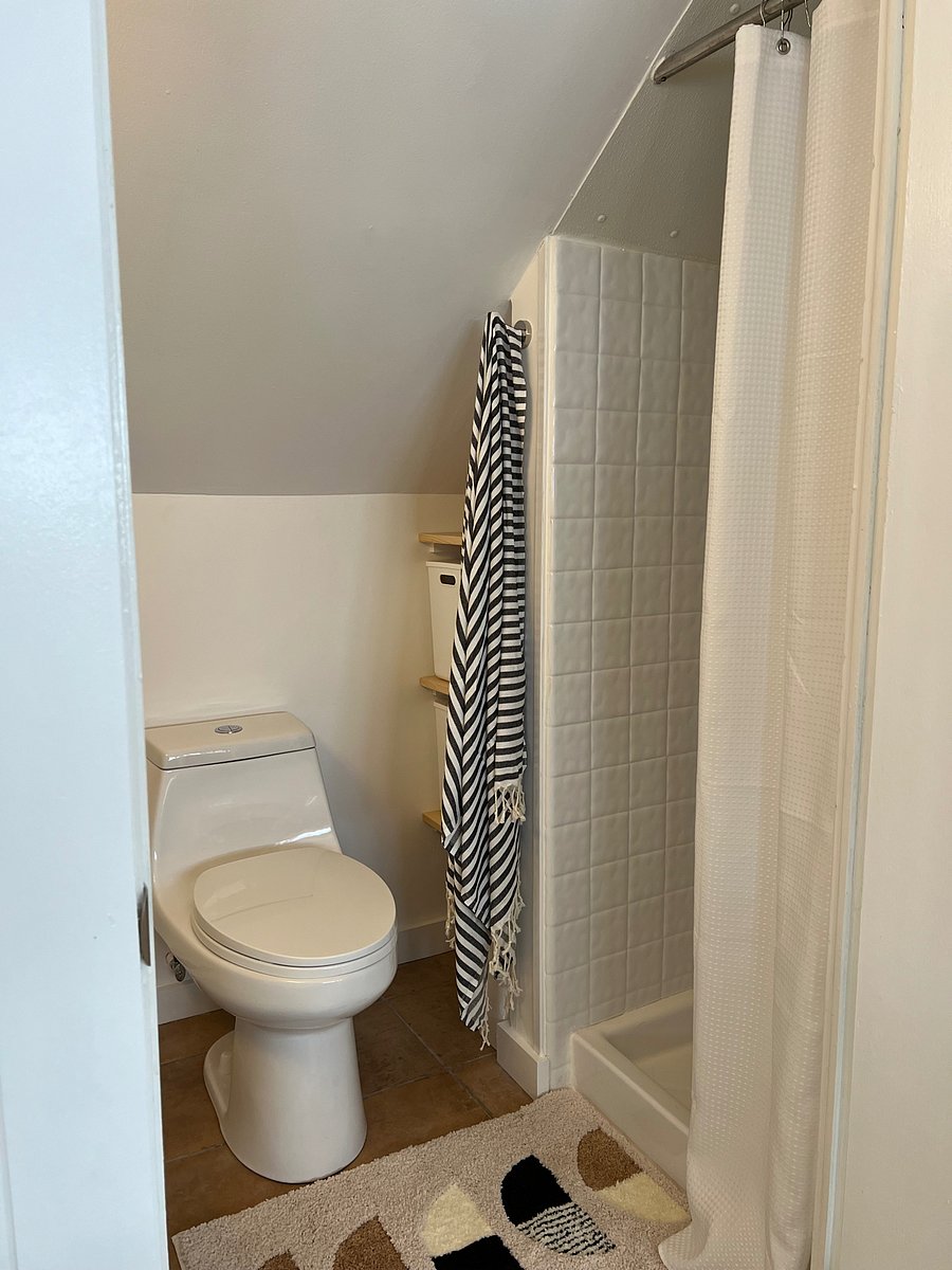 Furnished Finder property 720950_1 photo 34