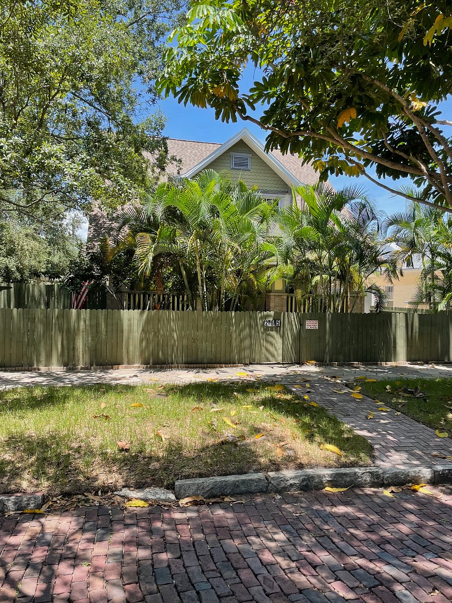 Furnished Finder property 720984_1 photo 1