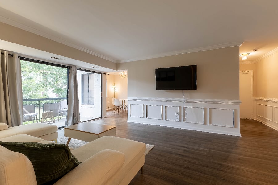 Living Room w/ 55' Fire TV