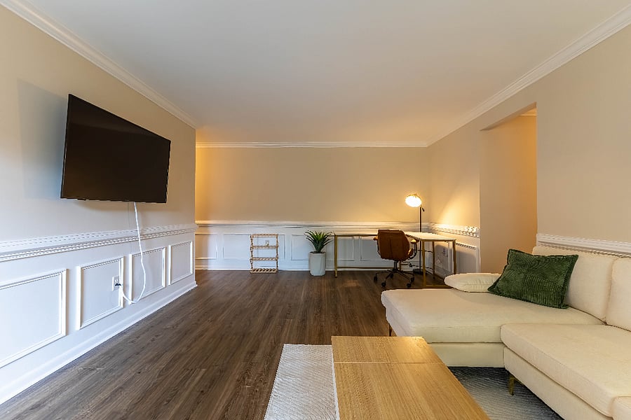 Living Room / Office + 55' Fire TV