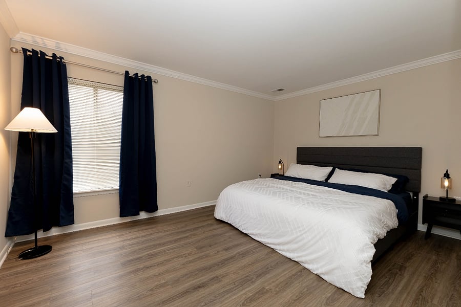 Bedroom #2 - King Size Bed