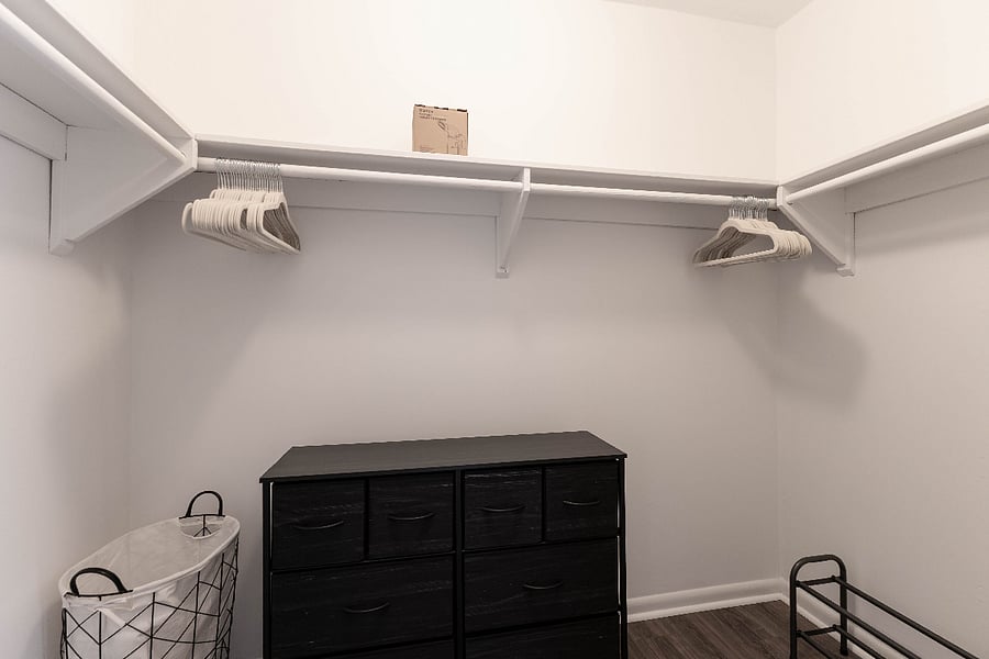 Bedroom #2 - King Size Bed & Walk In Closet