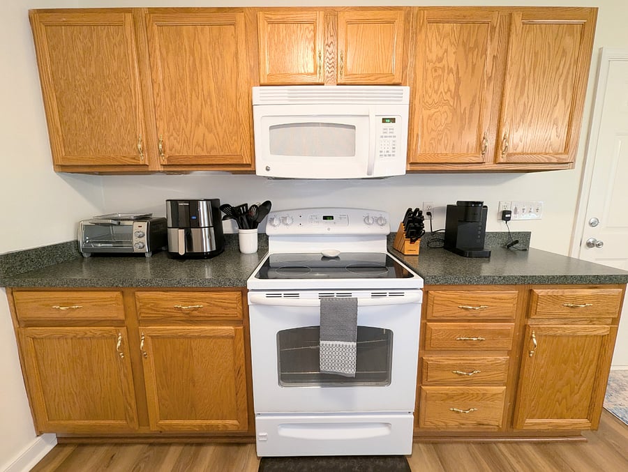 Furnished Finder property 721067_2 photo 6