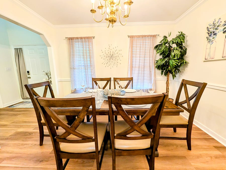 Formal dining room
