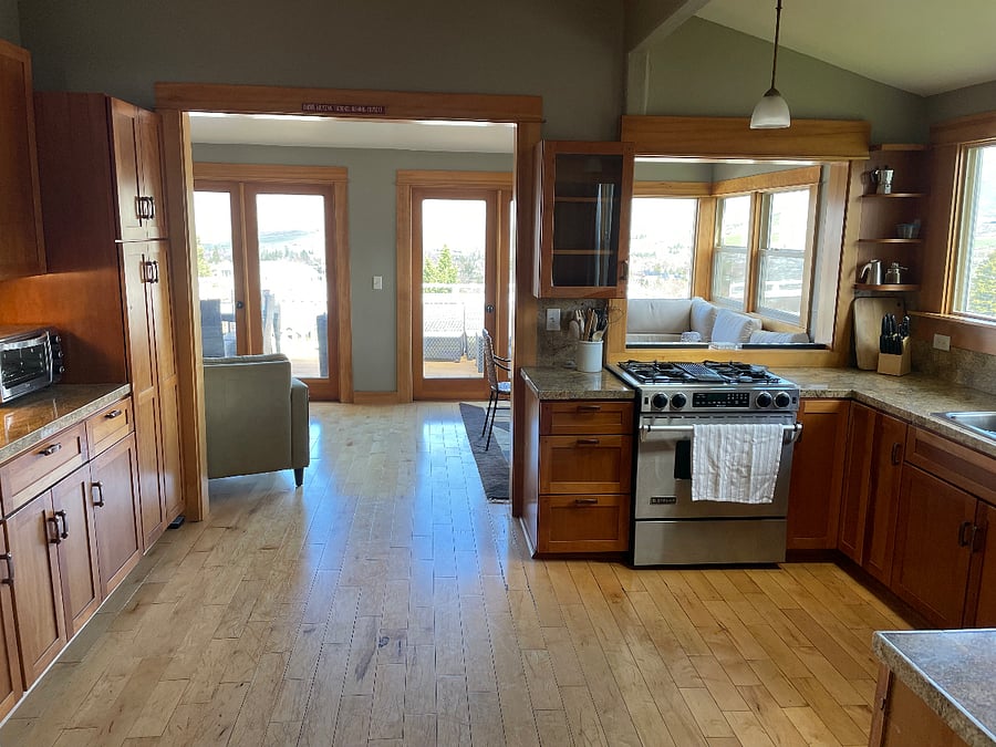 Kitchen, looking towards the back of the house.