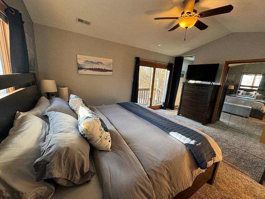 King bed Master