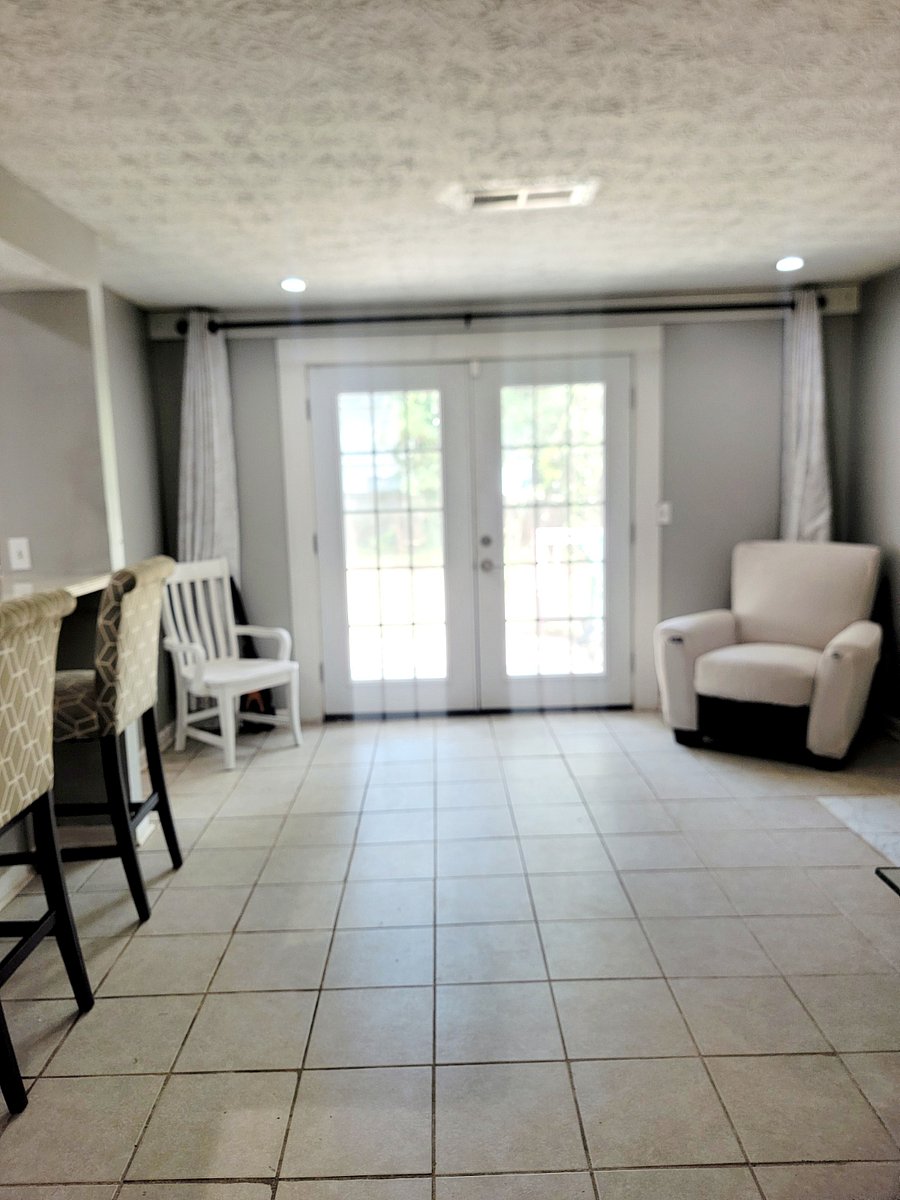 Furnished Finder property 721203_1 photo 13