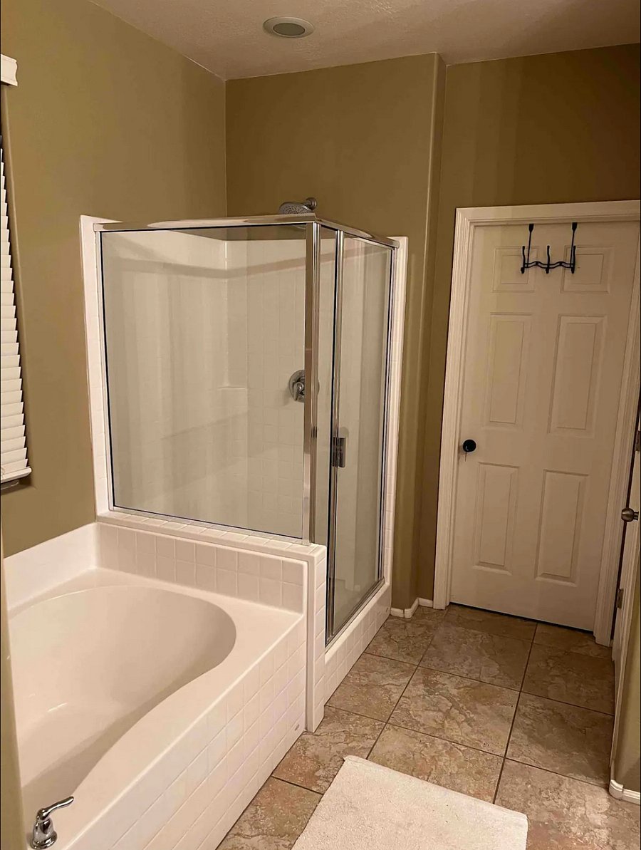 Private bathroom 