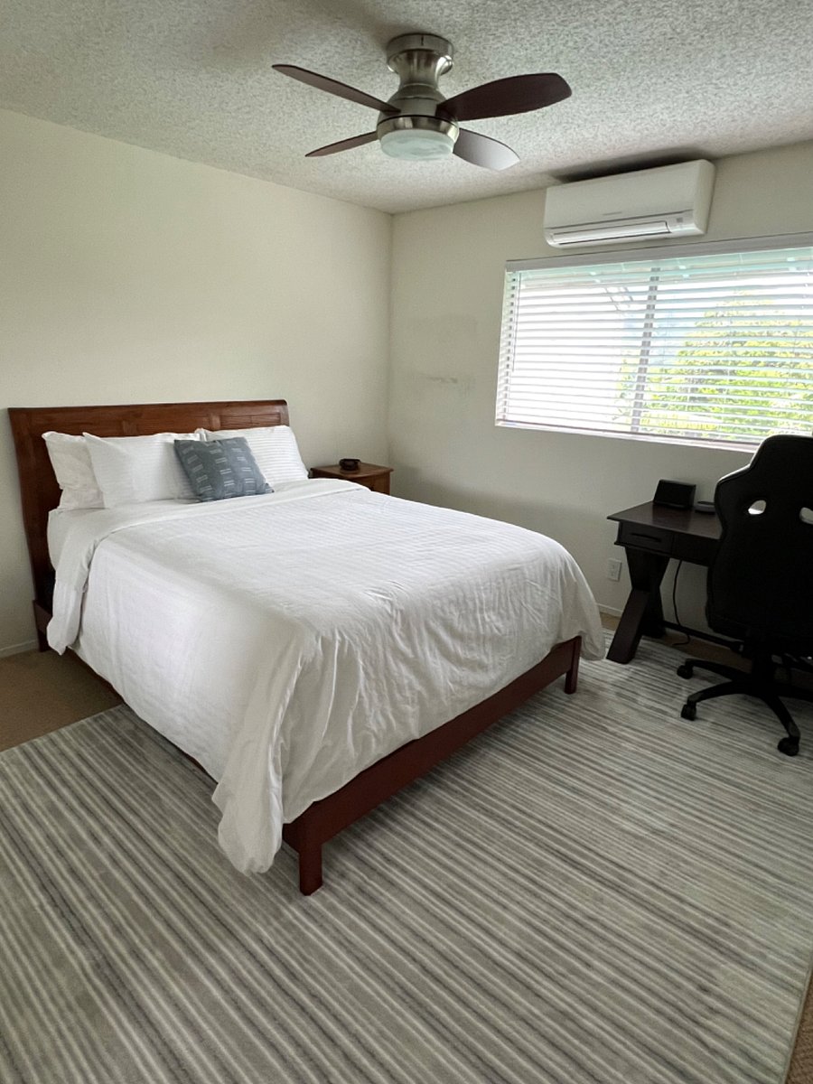 Bedroom 2 Queen