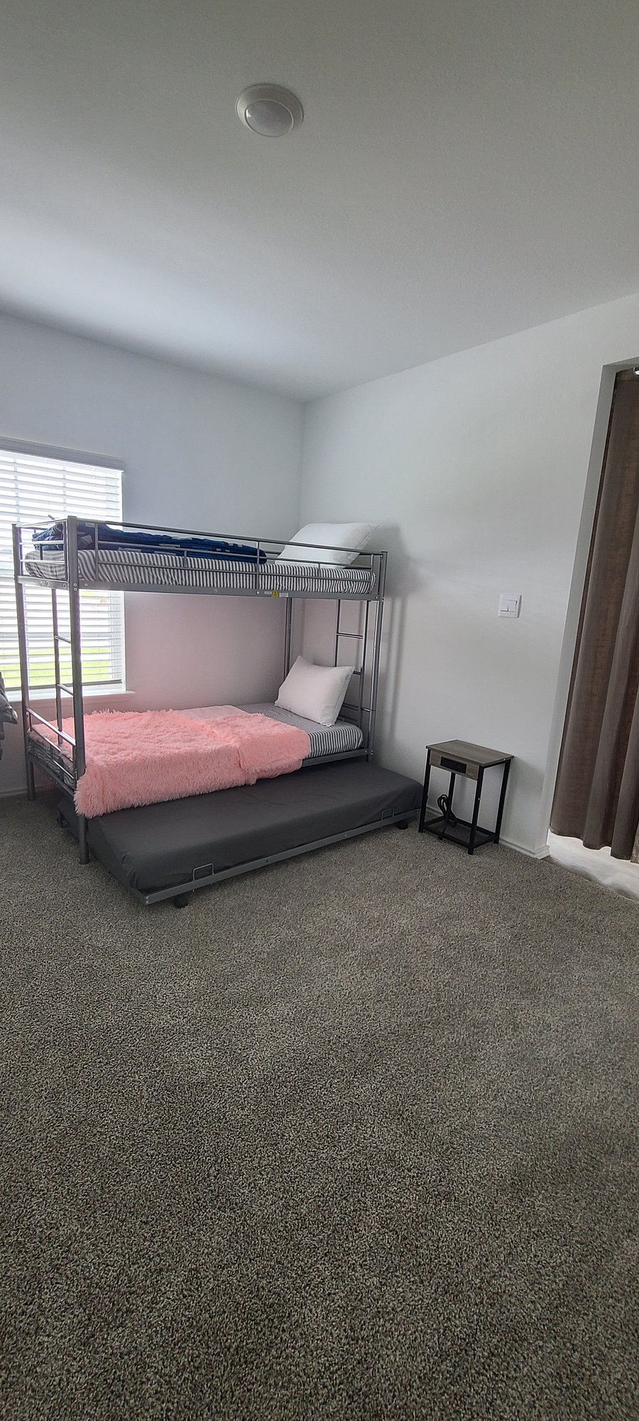 Furnished Finder property 721312_1 photo 15