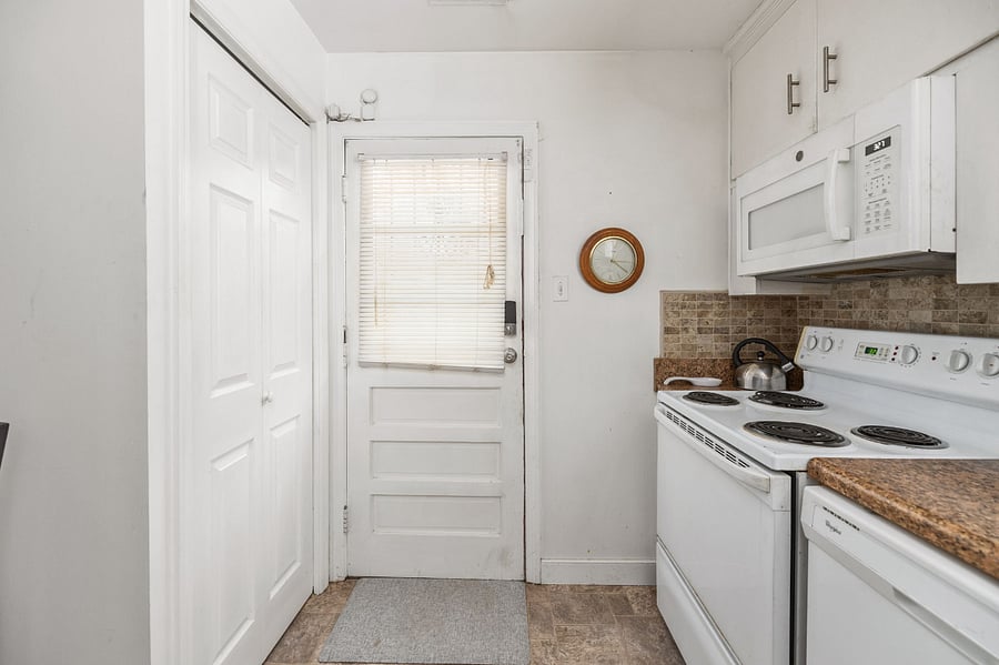 Furnished Finder property 721341_1 photo 16