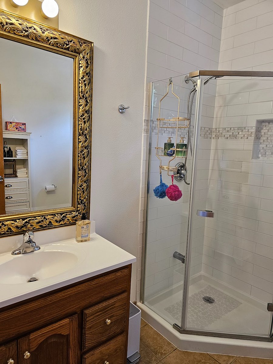 Furnished Finder property 721389_1 photo 8
