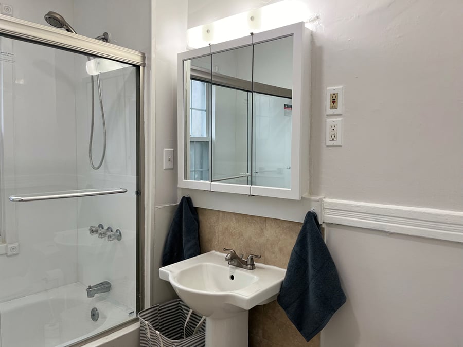 Furnished Finder property 721401_1 photo 9