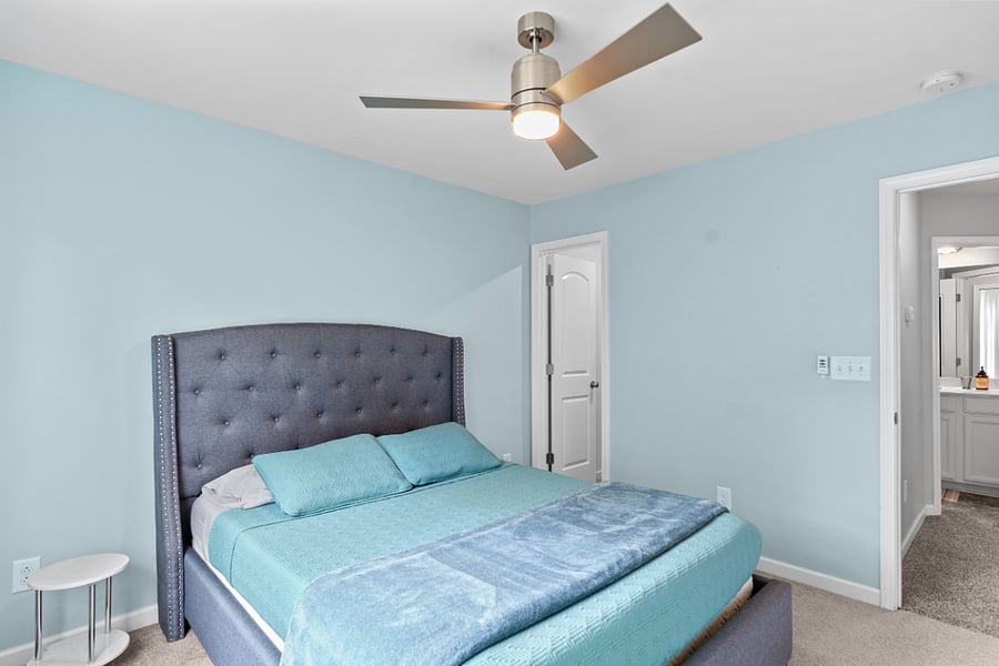 2nd bedroom