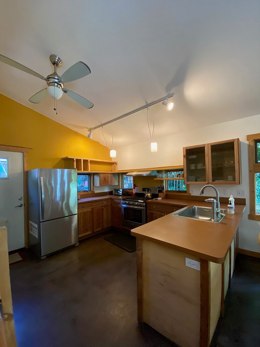 Furnished Finder property 721498_1 photo 7