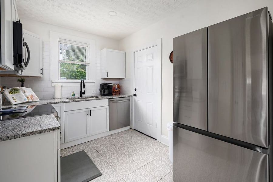Furnished Finder property 721589_1 photo 12