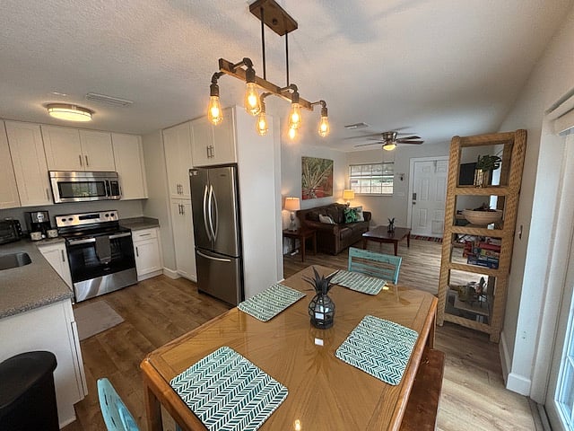 Furnished Finder property 721605_1 photo 3