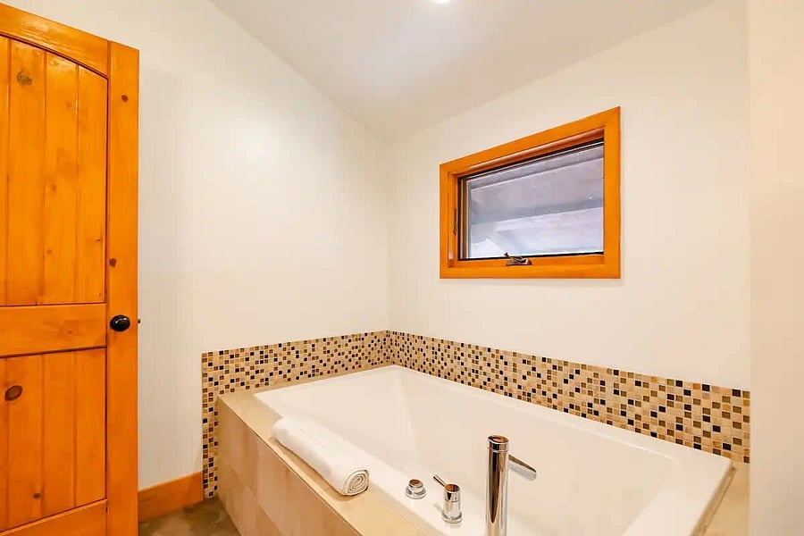 Furnished Finder property 721686_1 photo 3