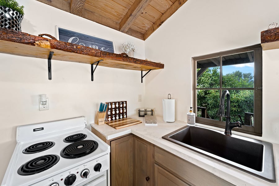 Furnished Finder property 721711_1 photo 4