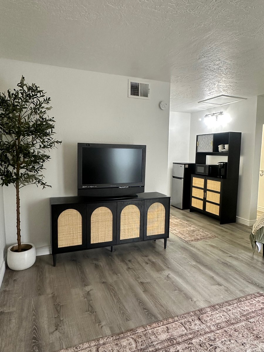 Furnished Finder property 721732_2 photo 3