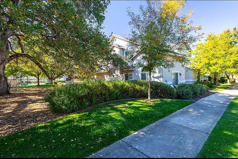 Furnished Finder property 721766_1 photo 16