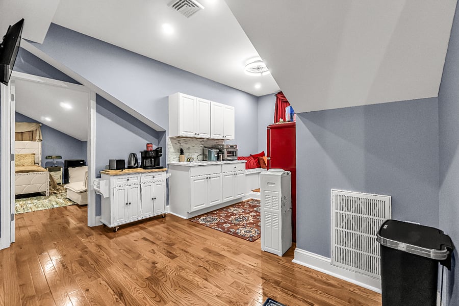 Furnished Finder property 721771_2 photo 5