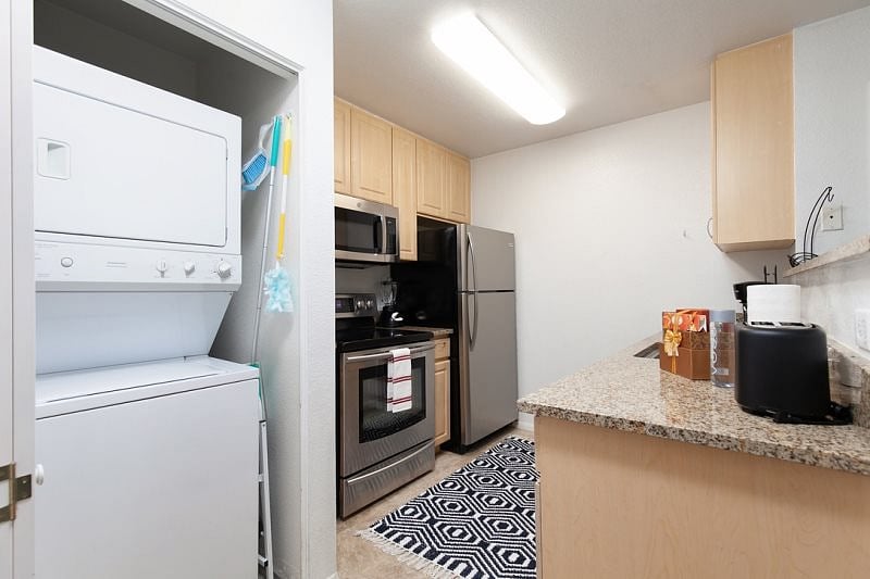 Furnished Finder property 721836_1 photo 9