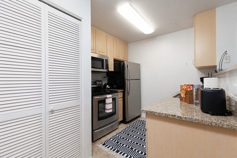 Furnished Finder property 721836_1 photo 8