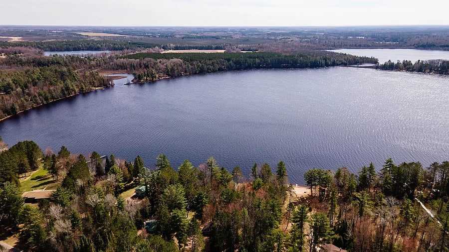 Moen Lake: full rec lake, part of a five-lake chain