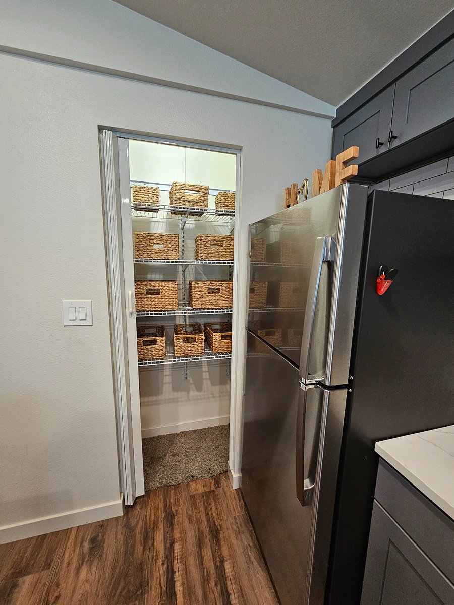 kitchen pantry