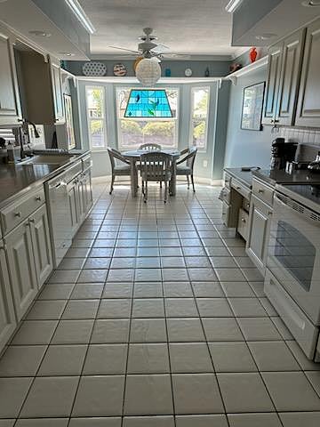 Furnished Finder property 721926_1 photo 26