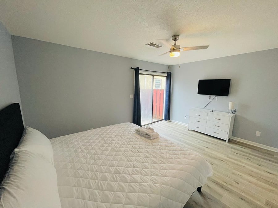 Furnished Finder property 721931_1 photo 9